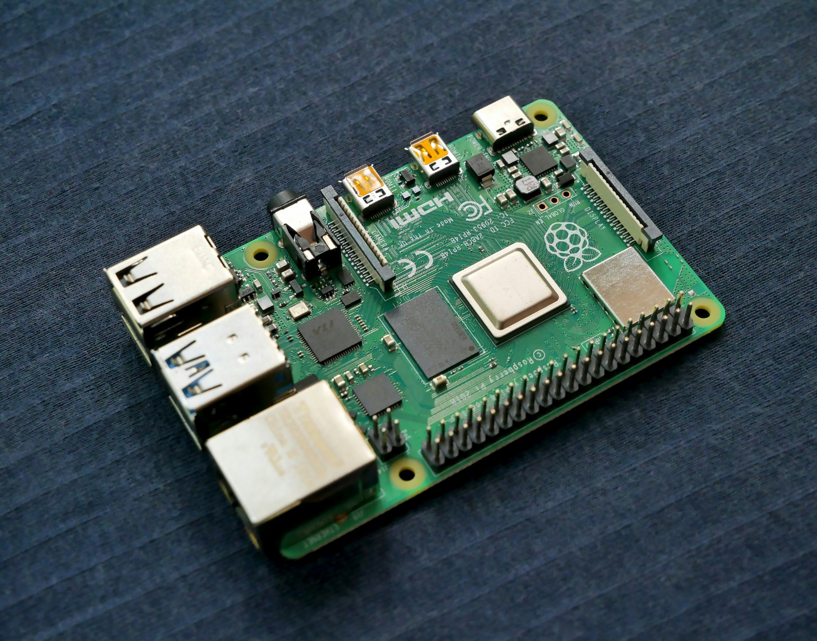 Raspberry Pi 4 Model B